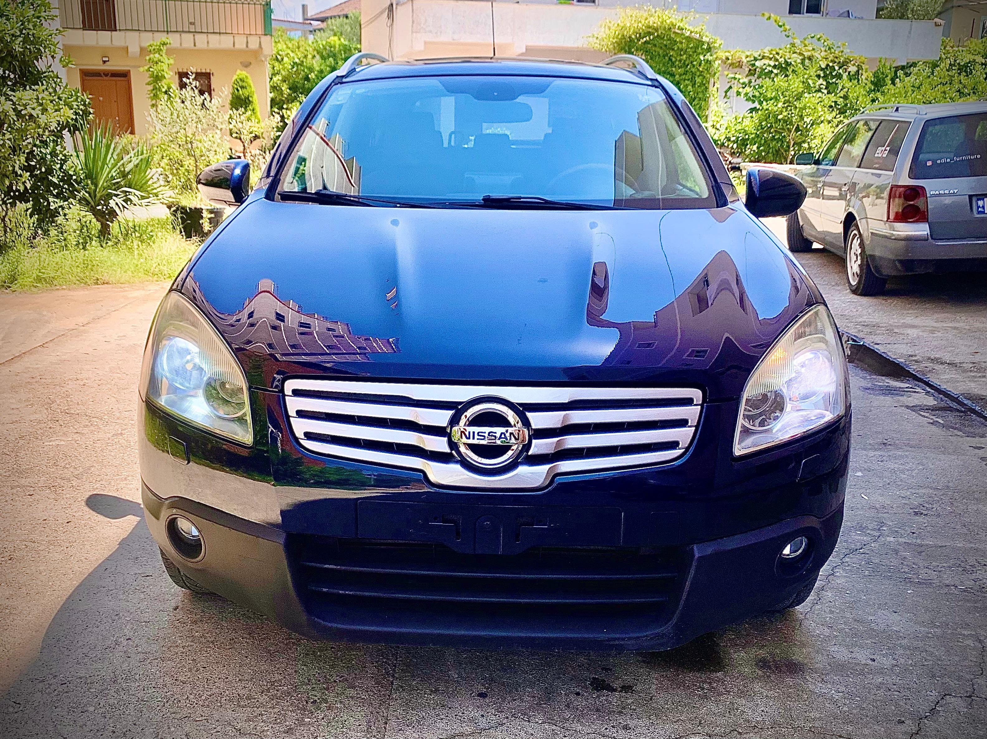 Makina ka pasur vetem nje pronar kilometrat te çertifikuara.
✅Viti - 2009-2010
✅Kambio - Automatike +/- 4x4
✅E sapo ardhur nga Italia
✅Full option
✅Start/Stop
✅Navigator i madh multifunksional
✅Kamera parkimi
✅Tel Radio Cd Mp3 Bluetooth
✅Voice speak comand
✅Full Panoram
✅Hapje mbyllje me prekje pa celes
✅Sendile lekure ngjyr kafe
✅Sendile me ngrohje
✅Sensore dritash
✅Sensore fshiresesh
✅Dual Clima
✅Lares feneresh
✅Komanda ne timon
✅Pilot automatic
✅Pasqyra elektrike me palosje
✅Xhama te zinj origjinal
✅2 çelsa
✅ 6 ulese
✅Ksenon origjinale
Hapje mbyllje dyersh me prekje pa celes
4x4Aktivizohet manualisht sipas terrenit
Sherbime te bera ne gjendje shum te mire mekanike e estetike per me shum info tel: 0688527772