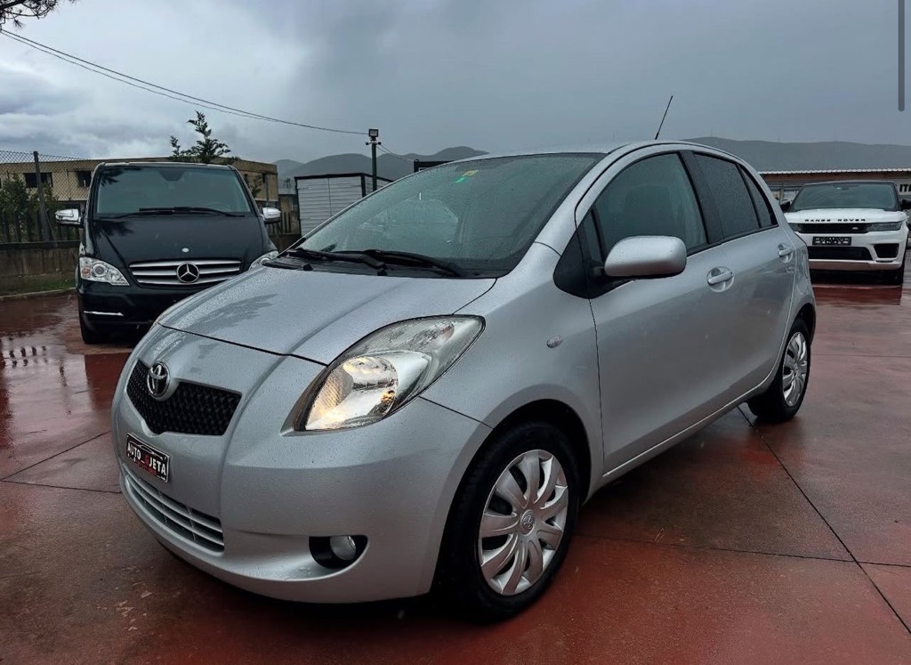 🇨🇭Auto_Gjeta_Lezhe.al
🇨🇭Toyota Yaris 
🇨🇭1.3 benzin 
🇨🇭Automatic 
🇨🇭Inportuar nga zvicra
🇨🇭Dogan tvsh te paguar 
🇨🇭2 Qelsa 
🇨🇭150 km te qertifikuara 
🇨🇭Viti 2008 
🇨🇭Klima bizona 
🇨🇭RDS nv blootooth 
🇨🇭Gjama pasqyra elektrike 
🇨🇭Sistem alarmi 
🇨🇭Gjendje perfect 
🇨🇭Qmimi I diskutushem 
🇨🇭Per me teper na kontaktoni ne nr 📞…0694470000 
