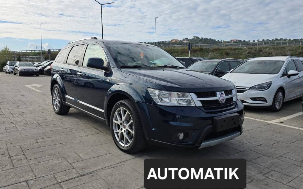 Fiat 𝐅𝐢𝐚𝐭 𝐅𝐑𝐄𝐄𝐌𝐎𝐍𝐓 𝐀𝐮𝐭𝐨𝐦𝐚𝐭𝐢𝐤
Cel çdo ditë ora 10:00-20:00.
JO NDËRRIM.
Me doganë të paguar.
Viti 2013.
Motor 2.0 Nafte.
136 mijë KM.
Kambjo Automatike.
7 Vënde.
Klimatronik.
Tapiceri Lëkure origjinale etj.
FULL EKSTRA.
Çm̶i̶m̶i̶ 8̶9̶0̶0̶ E̶u̶r̶o̶ 8.000 Euro
Facebook & Instagram Master_Auto_Fier