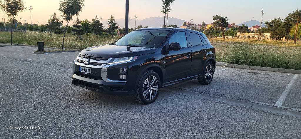Mitsubishi outlander sport viti 2020. I sapo ardhur. Motorr 2.0 mivec benzine me impajnt gazi te sapovendosur me 5 vite garanci.
Kambio automatike.
Xhamat e pasem te zinj mga fabrika.Drita full led dhe kamera per indietro. Tregues te presiionit te gomave.Sherbime te sapobera vaj filtra ferrota diskofren dhe goma te reja.kolaudimi i bere para1 muaji i vlefshem deri ne 2027. Gjendja 10/10.cmimi pak i diskutueshem pasi te shihet makina nga afer.per me teper kontaktoni ne nr e tel 0695759375