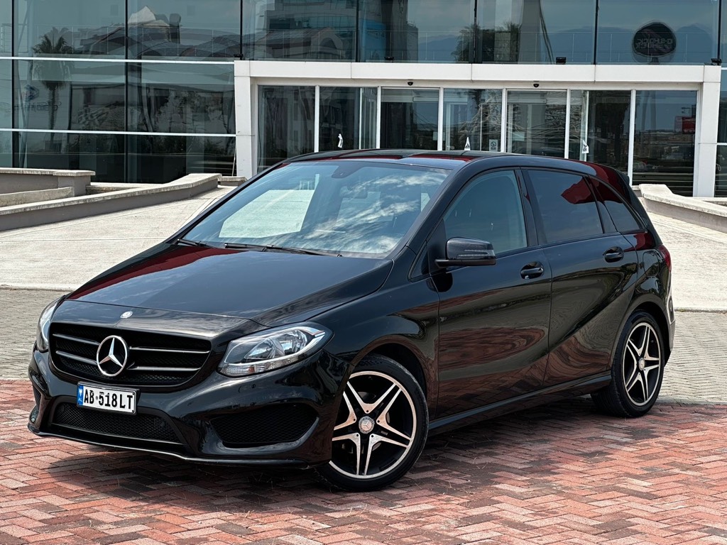 Mercedes-Benz 🇪🇺Shitet B180 CDI🇪🇺
📌Kambio Automat
📌90.000 KM orgjinale
📌Letra Targa te Paguara Per nje Vit
📌Sedilje me Ngrohje Para
📌Keyless Go
📌Fiket Ndizet ne Semafor
📌Sport Comfort Eco Pro
📌Viti Fundi 2017
✔️13.500€ I disk
Aeroporti Rrinas
☑️Per me shum na shkruani ne DM
Cel : 0684226098
