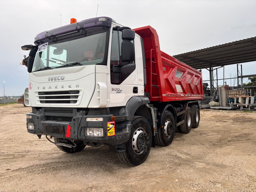 Iveco Ne shitje
Iveco Trakker 500
Kazan baroni
Km 500000
Me dogane sapo ardhur
Euro 5
📞0695452491
📍Auto Tirane Durres Maminas
