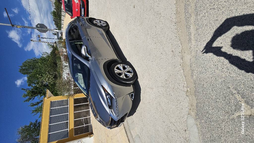 Shitet për arsye riinvestimi në biznes.Motorr 2.5 benzinë+gaz+elektrik.harxhimi në 400km 20 mij lek
Full opcionet.Në gjëndje shumë të mirë.