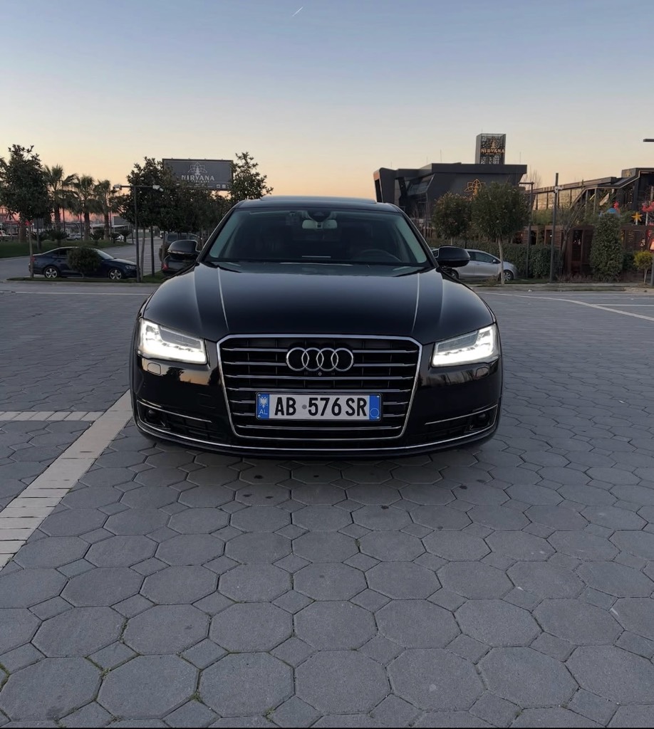 Shitet Audi A8L 2014 3.0 Nafte pa takse lluksi ne gjendje shume te mire me te drejte kontrolli tek mekaniku juaj.
0694190020