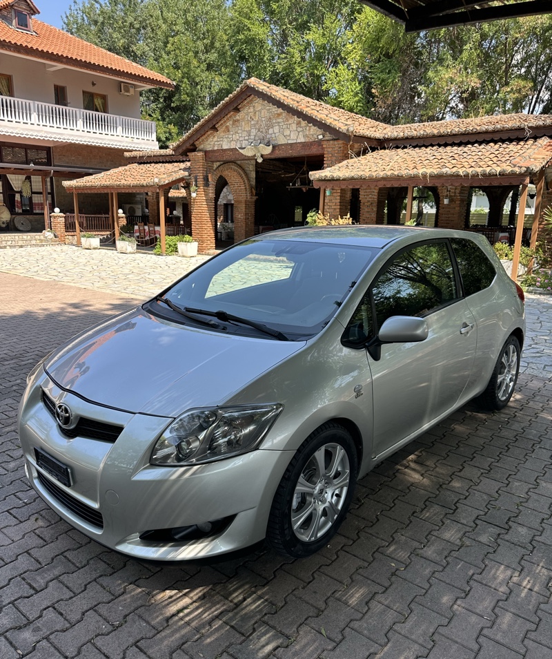 Toyota TOYOTA AURIS 2.0 NAFTE VITI 2009
ME 195.000 KM ME LIBER SERVISI
NE SUPER GJENDJE SHUME EKONOMIKE
NDEZJE START STOP PILOT AUTOMAT MAKINA TANI KA ARDHUR NGA SWICRA ME SHERBIME TE BERA GOMA TE REJA DOGANE DHE TARGA TE PAGUARA
Tel 0699418777