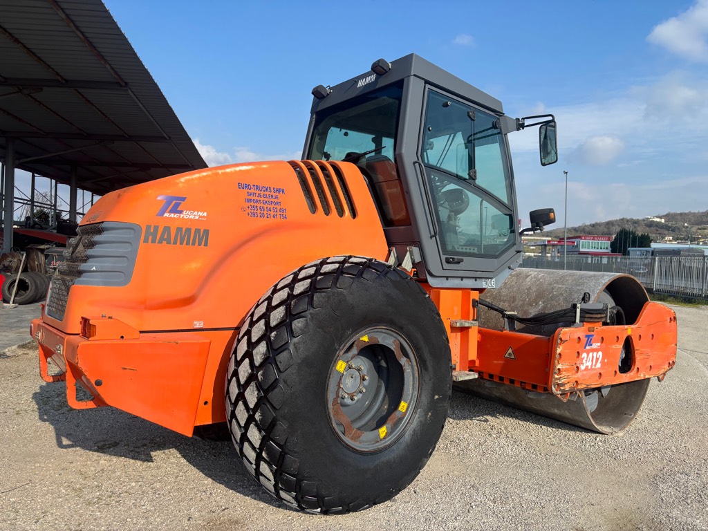 ✅New  
✅Rrul Hamm 3412 
✅Ore 3700
✅15 Ton
📞+355695452491
📍Autostrada Tirane-Durrës Maminas