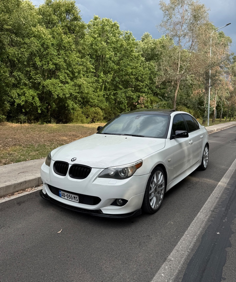 BMW Shitet bmw seria 5 e60
530i
2006
Automatike
Jo xDrive
3.0 benzine/gaz
n52b30
Impjant zavoli
145.000 km origjinale me te drejte kontrolli
Makina nuk ka nevoje per asnje sherbim
Me letra te rregullta
Sendile elektrike me memorie
fryrje ngrohje
Baxha xhami
Goma michelin ne gjendje te mir
Marmita me zhurme
Makina eshte ne gjendje perfekte
Cmimi 6.499 i disk nga afer
0/6/9/3/7/9/4/8/3/5