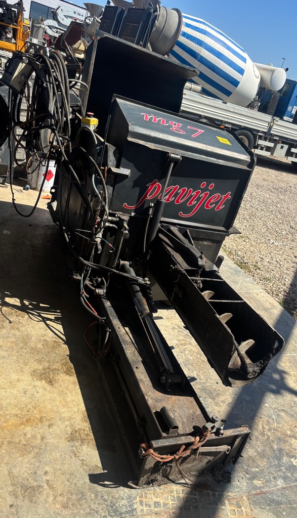 Bobcat ✅Mini asfaltshtruese per bobcat
✅Per trotuare rrugica
✅Dimensioni 190cm max
✅Marka Malavasi G tip MG70
✅Tel 0695452491
✅Maminas