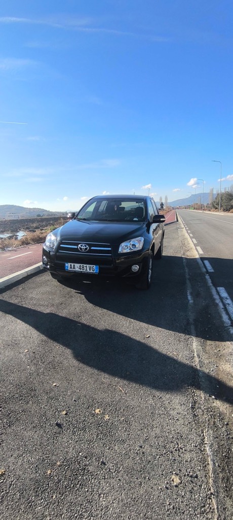 ❌SHITET TOYOTA RAV4❌
-2.2 NAFTE
-VITI:2010
-KAMBIO:MANUAL
-KM: 140.000
-KLIMA 2 ZONALE
-CMIMI:8500€ i disk✅
NR:0698338822
MJETI KA ARDHUR NGA GERMANIA
KA VETEM 2 PRONAT KA DALUR NE QARKULLIM NE
2017 MAKINA ESHTE EMBATUR ME GARAZHD
SHITET PER ARSYJE MOS PERDORIMI