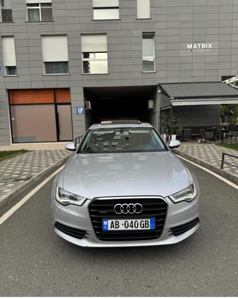 3.0 tfsi benzin + gaz
Viti 2013
180 mije km
Gjendje perfekte
Motorrike dhe xhenerike
Dokumenta te paguara
