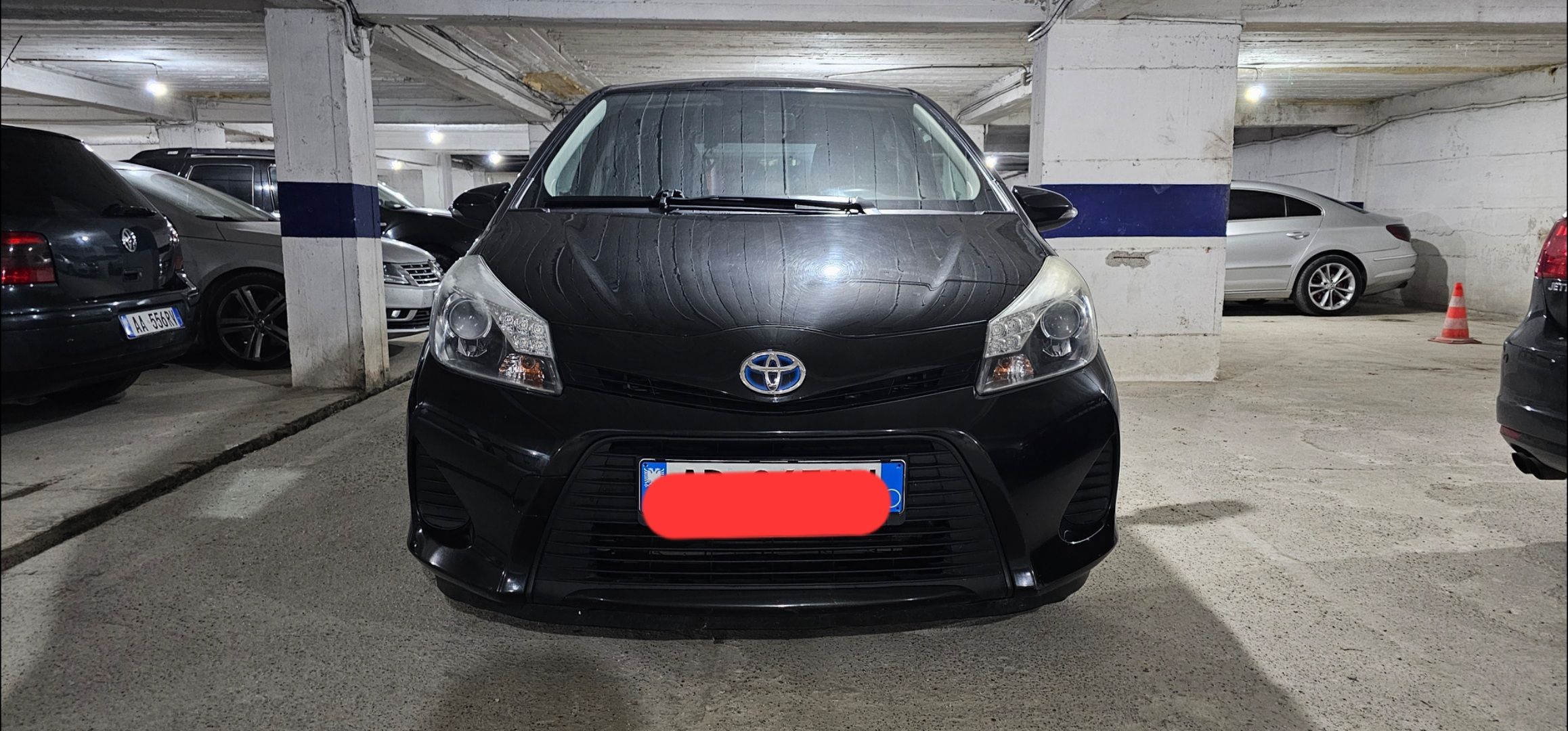 SHITET TOYOTA YARIS 1.5 BENZIN-HYBRID VITI 2014
* AUTOMAT
* Gjendja shum e mire
* Goma te reja as 2000 km nuk ka ber me keto goma
* start & stop/ key Less
* Kamer parkimi
* Sensor parkimi mbrapa
* Komanda ne timon
* Fener me pika led dhe me fetulla
* 3.2 L ne qytet
* 4.5 L autostrade
* Bateri me vet karikim
* Km 191.000 origjinale mund ta kontrolloni ku te doni, nga keto 191.000 km 65% ose 125.000 km i ka pune me motorr- dhe 35% ose 66.000 km i ka pune me bateri. Motorri shum shum ne gjendje.
*Arsyeja e shitjes do ta shikoni dhe ne nje nga fotot kemi blere mjet elektrik dhe na ka ngelur e parkuar.
Tel 0685197003