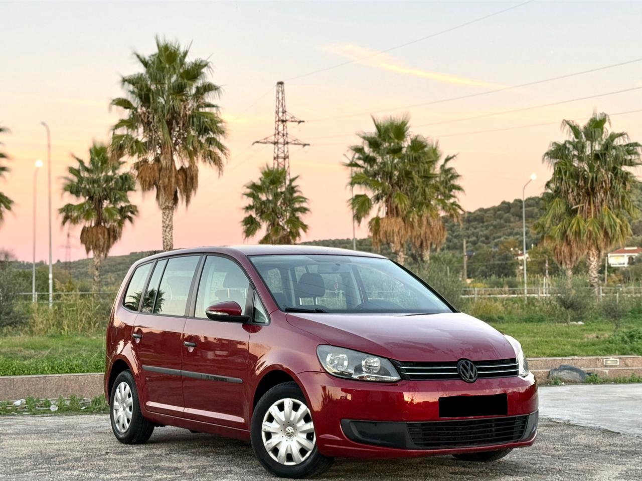 Volkswagen Makina ne gjendje shume te mire ekonomike e gatshme ne cdo kohe per test!!cmimi i diskutueshem!!nr tel 0682065347
