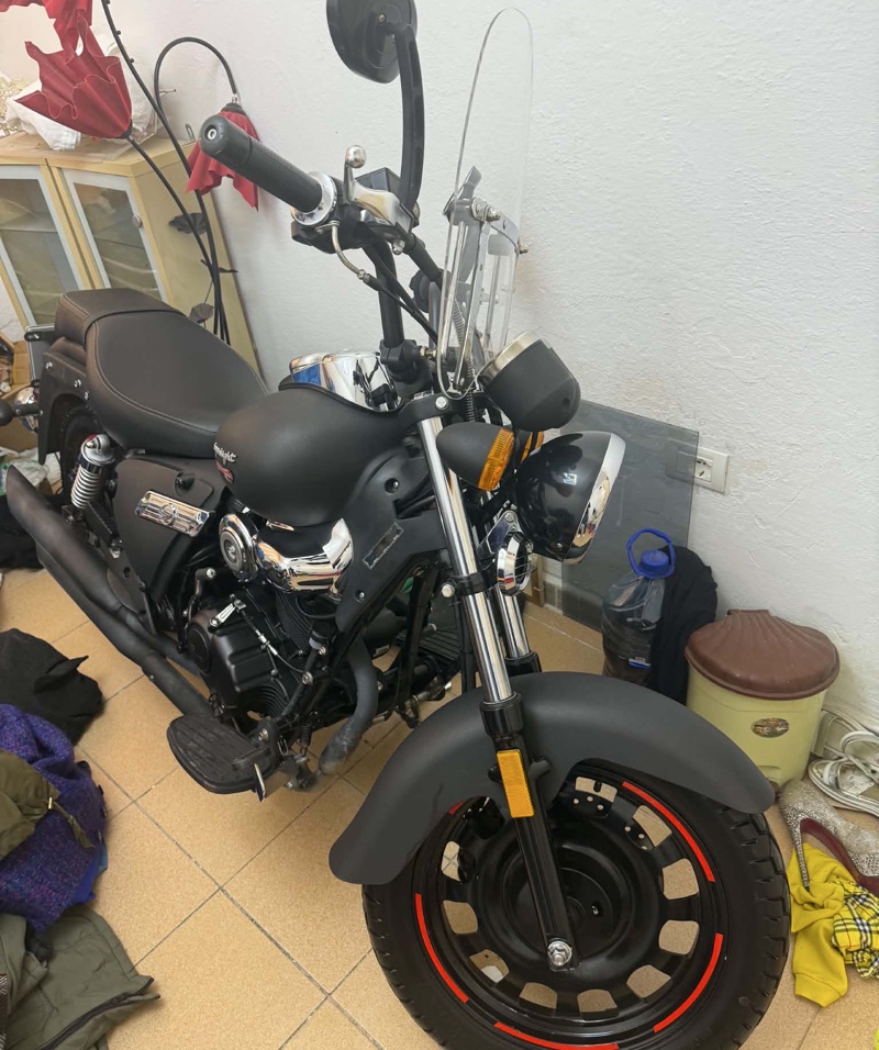 KEEWAY I ardh nga Anglia me te gjita letrat dogane targa
Shitet per arsye mos perdorimi!
Gjendja si i ri i dal nga dyqani