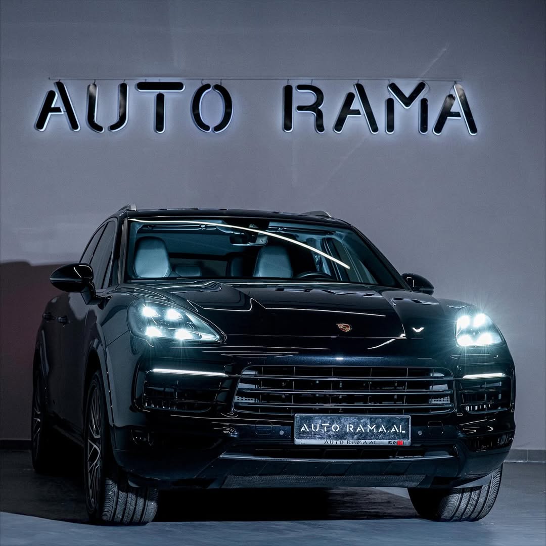 Porsche Cayenne
Viti: 2020
Km: 92,000
Motor: 3.0 Benzin
Tel: +355692020589