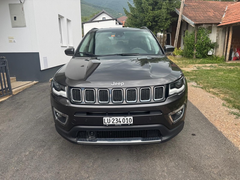 Jeep kompass 
2018 automatik 
2.0 diesel 