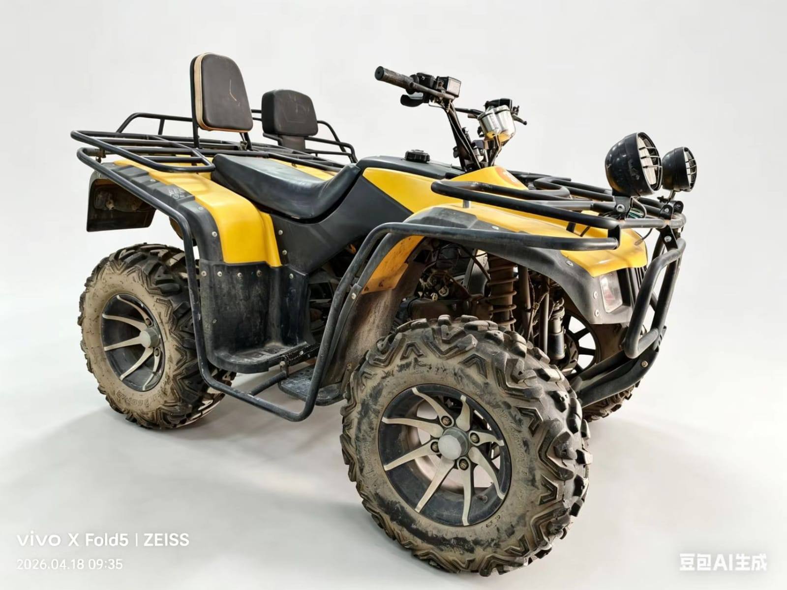 ATV 4x4 (Quad) 2026 – Fuqi & Aventurë Off-Road 🏔️

Shitet ATV 4x4, ideal për terrene të vështira, punë në fermë apo argëtim maksimal në natyrë. Model i fortë, stabil dhe i përshtatshëm për 2 persona

✔️ Sistem 4x4
✔️ Ulëse për 2 persona
✔️ Bagazh përpara & mbrapa
✔️ Goma off-road për çdo terren
✔️ Ndërtim robust dhe rezistent

📦 E sjellim me porosi nga Shanghai në portin e Durrësit
💰 Çmimi: 2500€ (pa doganë)

📞 Tel: +355 068 424 9049 
📍 AutoMatch AL 

#ATV #Quad #OffRoad #AutomatchAL #4x4
