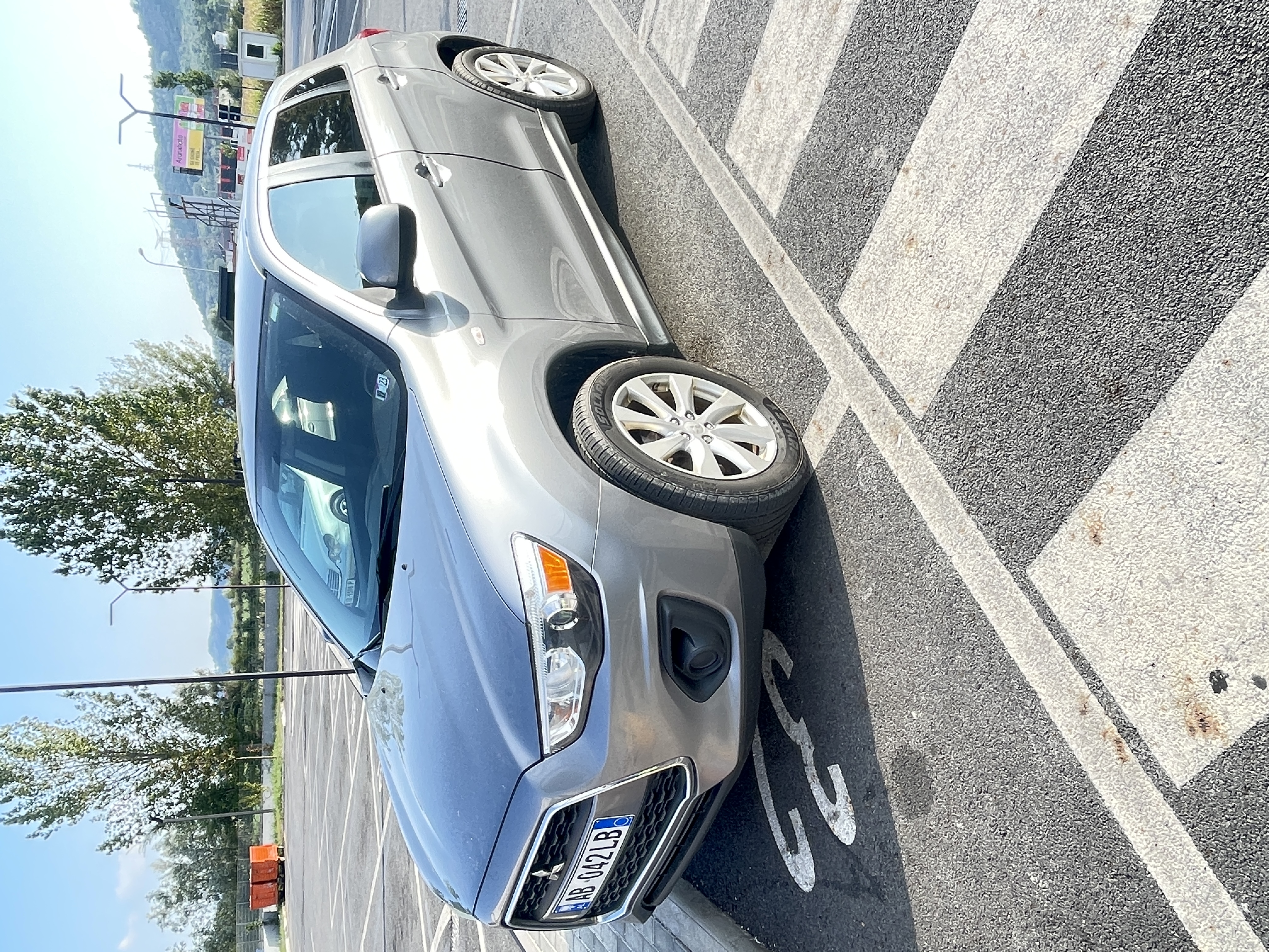 SHITET mitsubishi outlander sport 2.0 automat 4x4