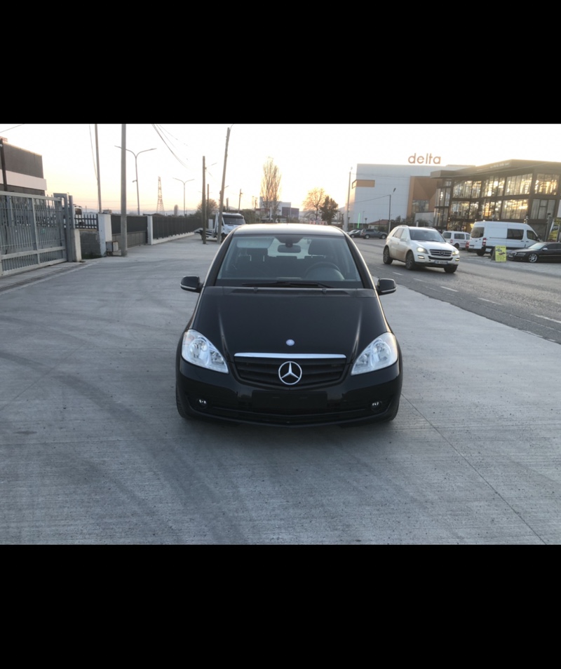 Mercedes-Benz Mercedes benz A klas 2010 automat 1.7 benzine me dogane te paguar i ardhur nga zvicra 220 km super gjendje nuk ka nevoje per sherbime cmimi 4400i diskutueshem mundesi nderrimi me makine me te vogel nr tel 0693660219