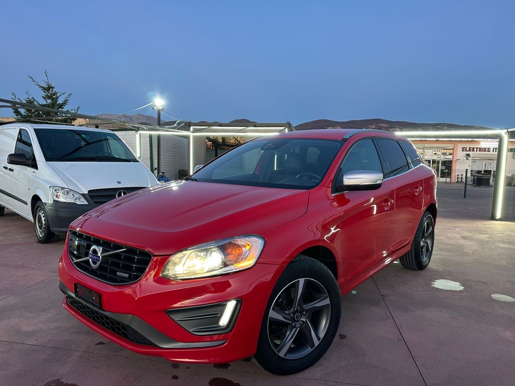 Volvo xc60
🇨🇭R -Design 
🇨🇭Diesel
🇨🇭Importuar nga zvicra 
🇨🇭Dogan te paguar 
🇨🇭Viti 2014
🇨🇭230 km me liber servisi 
🇨🇭2 qelsa 
🇨🇭E kuqe perla 
🇨🇭Black edition 
🇨🇭Kamera 360 grad 
🇨🇭Navigator 
🇨🇭Sistem eko trafik 
🇨🇭Starten stop
🇨🇭Sindilje me ngrohje 
🇨🇭Distronik 
🇨🇭Trekendesha pasqyre 
🇨🇭Gjam full sensor 
🇨🇭Gjama tzi fabrike 
🇨🇭Bi kseno full led 
🇨🇭Kroskot digjitalb 
🇨🇭Klima bi zona 
🇨🇭Super gjendje 
🇨🇭Per me shum na kontaktoni ne nr 📞..0694470000