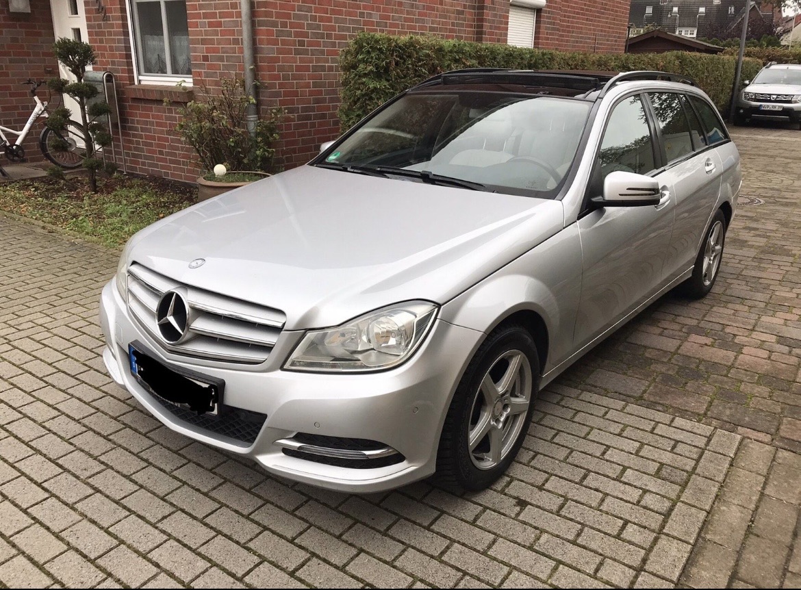 Mercedes benz c204 2.0 motor ekonomik makine esht ne gjendje te mir 