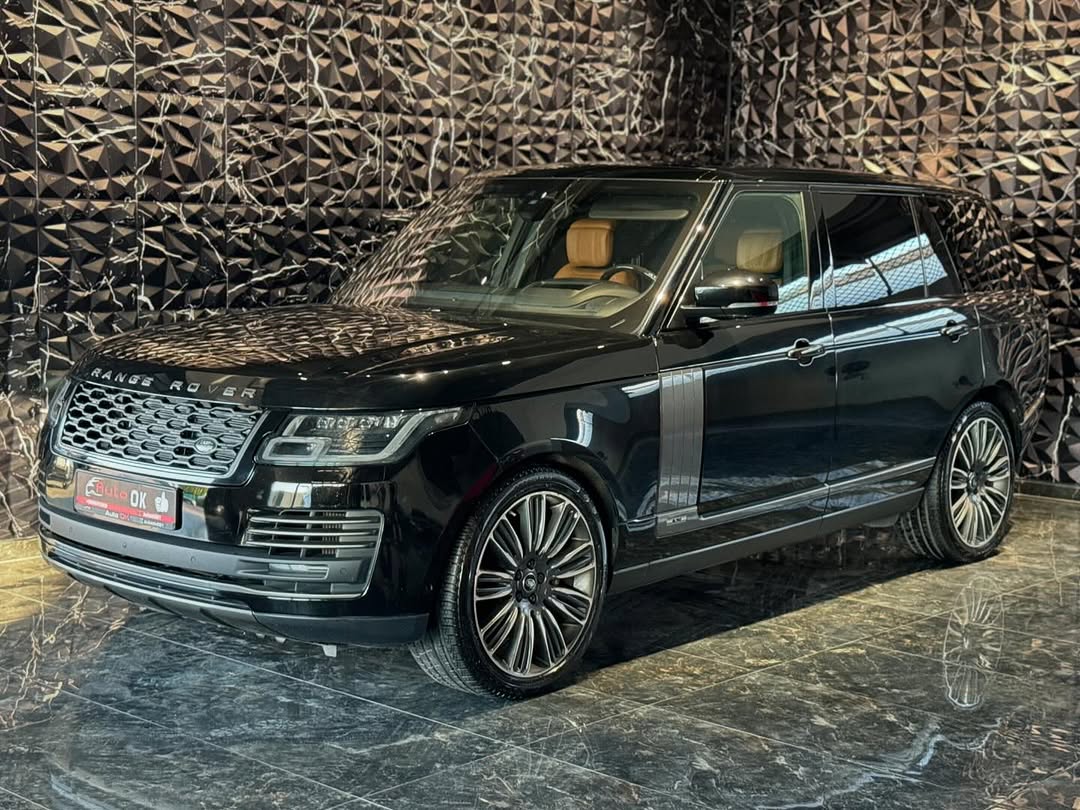 Land Rover ✅R R VOGUE 4.4 autobiography
✅full opsion Long buisnes edition
✅180 mij km viti dhjetor 2019
✅tavani me qepje lekure
✅pamoram 3xTV frigorifer
✅dopio xham perde kamera
✅360% sendile me masazh
✅para mbas+ngrohje ftohje
✅timon drruri PERDE ansore
✅cmimi 78000€ me letra
✅nr cel 0693703020