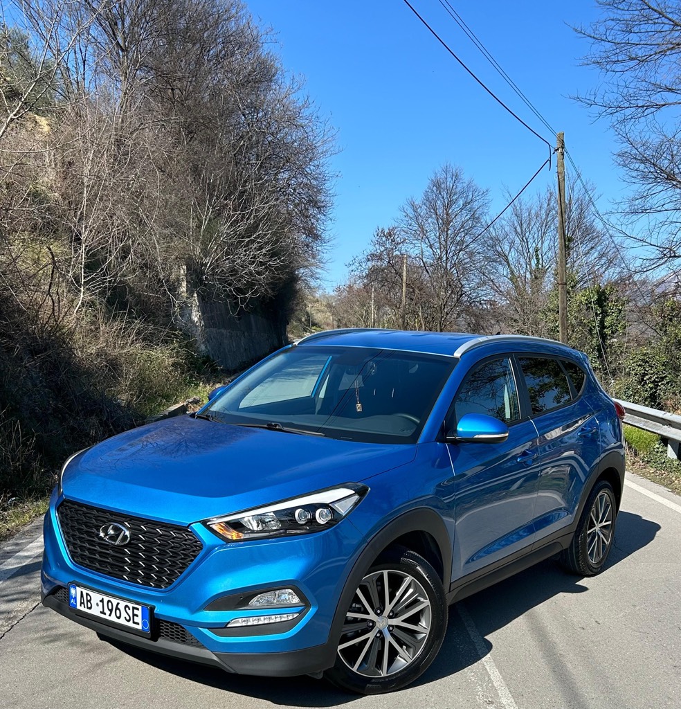  Hyundai tucson viti 2016 1.7nafte 100mij km me garanci letrat per 1 vit kualidim 2 vite sapo jan ber serviset + vaj filtra makina eshte  ne gjendje perfekte gati per prove tek mekaniku juaj i besuar(Makine personale jo tregu) Cmimi:12.6Lek i disk nga afer
☎️+355696610257 