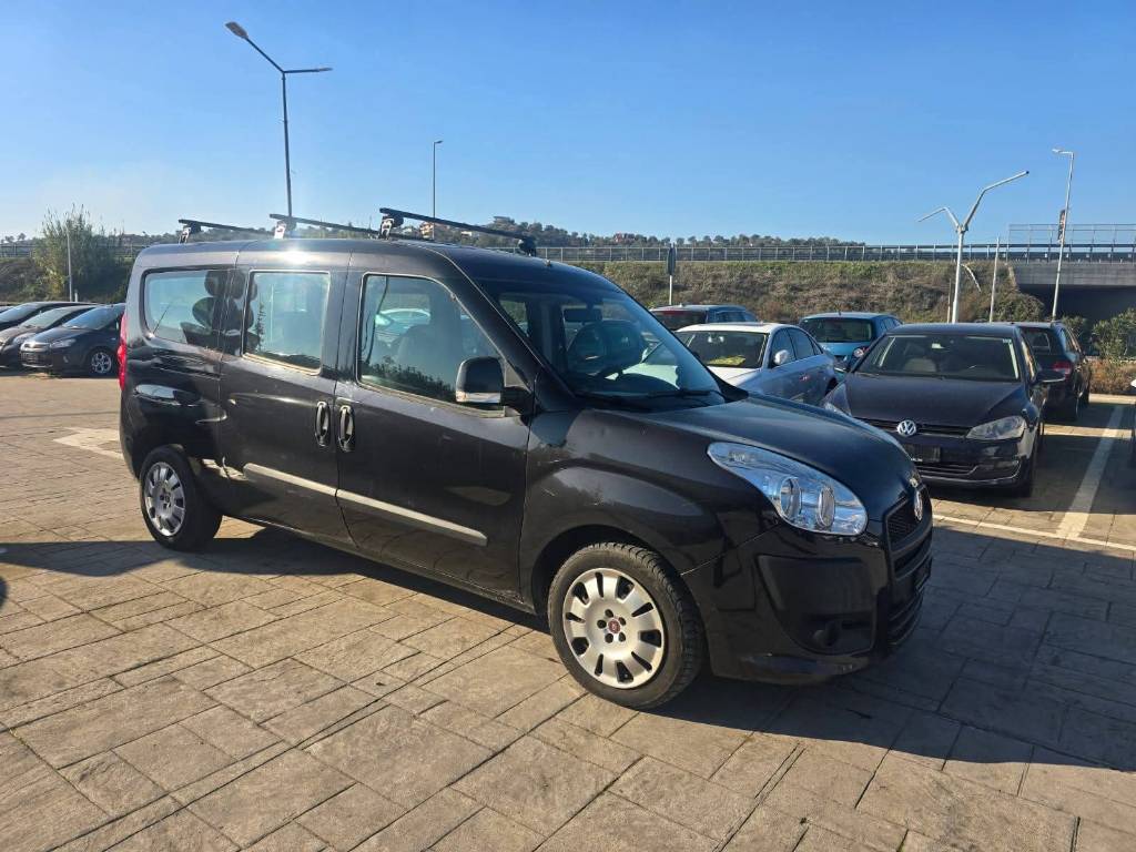 Fiat 𝗙𝗶𝗮𝘁 𝗗𝗼𝗯𝗹𝗼 𝗠𝗮𝘅𝗶
JO NDËRRIM.
Me doganë të paguar.
Viti i prodhimit 2014.
Motor 1.6 Naftë.
141 Mijë KM.
Kambjo Manuale 6+R.
Importuar nga Zvicra.
5 Vënde.
Komanda në Timon.
Radio CD.
Xhama Elektrike.
Abs,Esp,AirBag etj.
Çmim 6.600 Euro