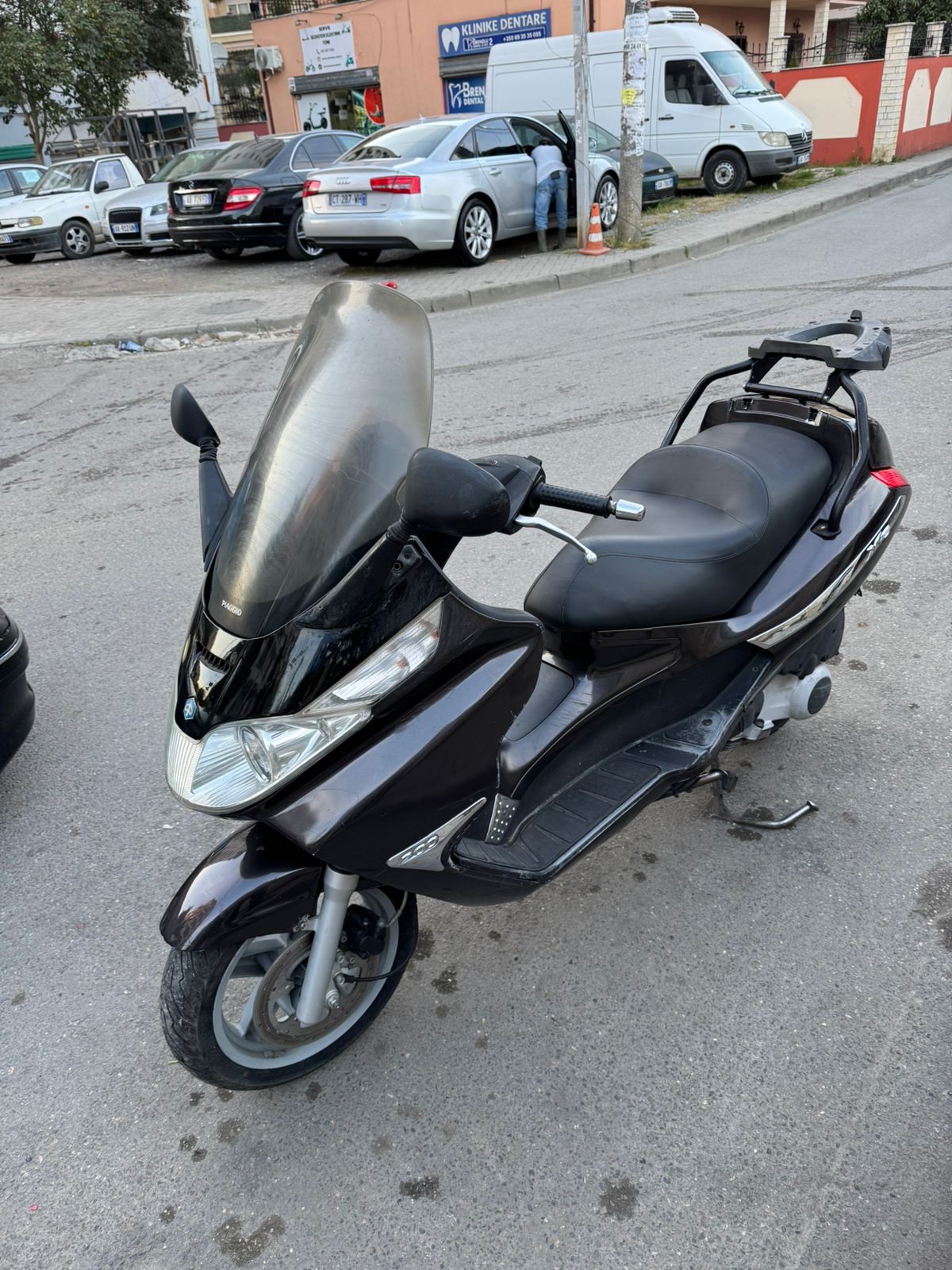 Piaggio X8
200 cc
Ne gjendje shume te mire
Cmimi : 75000 lek