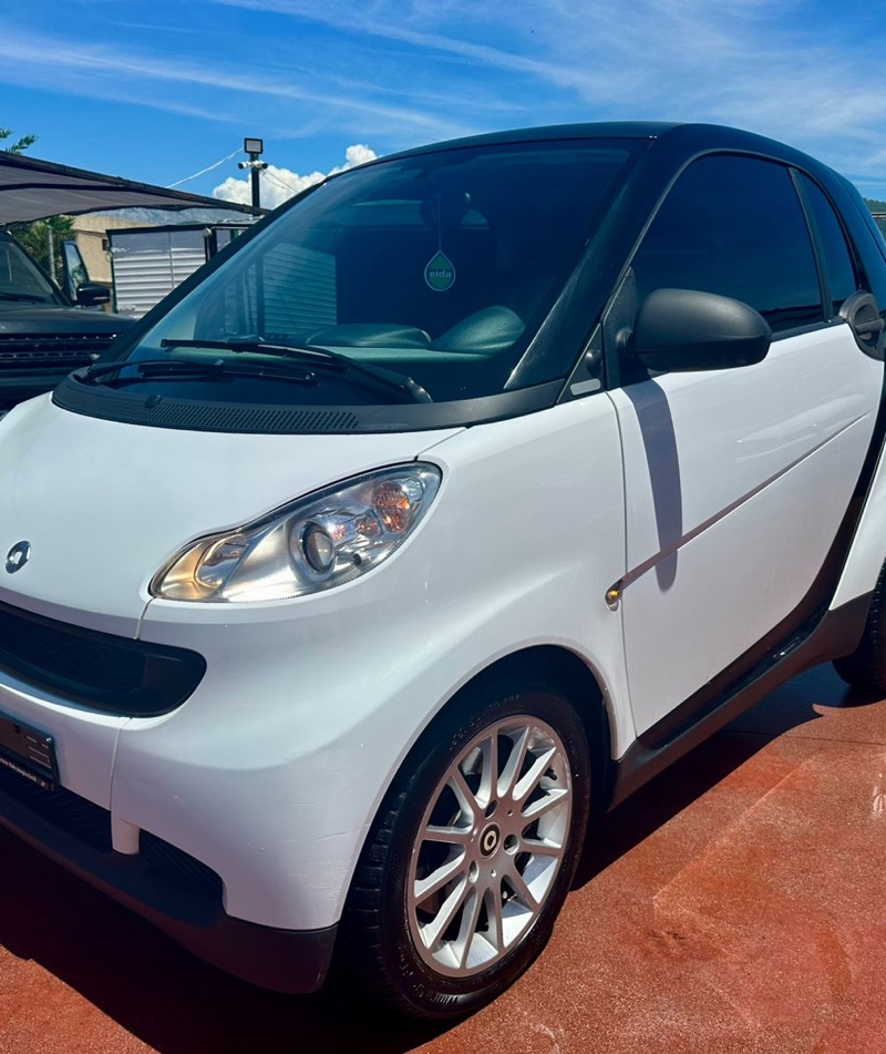 Smart 🇨🇭Smart fortwvo coupe
🇨🇭Mhd pasion
🇨🇭Importuar nga zvicra
🇨🇭Me dogan te paguar
🇨🇭999cc benzin
🇨🇭Automat
🇨🇭Viti I prodhimit 2010
🇨🇭140 mi km te qertifikuara me librez
🇨🇭Eco mode
🇨🇭Klima
🇨🇭RDS & bloototh
🇨🇭Gjama elektrik
🇨🇭Myllje me pult & sistem alarmi
🇨🇭Gjendje perfekte me te drejt kontrolli
🇨🇭Qmimi i diskutushem
🇨🇭Per me shum kontaktoni nr 📞..0694470000