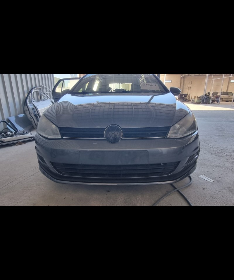 Super okazion  golf 7 2015 1.8 benzine atomat super  gjendje me dogan te paguar  gati per targa cmimi 5miljon e 400milek i padiskutueshëm  uacap 069 811 4777 