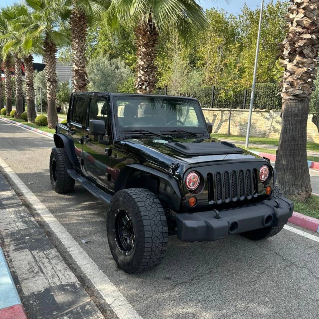 Shitet Jeep Wrangler, gati per aventura ekstreme ne cdo terren
📆Viti 2012
⛽ Benzine 3.6 (behet 100% me gaz)
Automat
201 mije KM
4X4
Makina eshte me dogane gati per targa ardhur nga Kanadaja. Makina eshte ne gjendje shume te mire.
💶 13.900 € i diskutueshem
Per me shume infor.acion kontaktoni ne numrin:
☎️ 0698141095
📍TIRANE