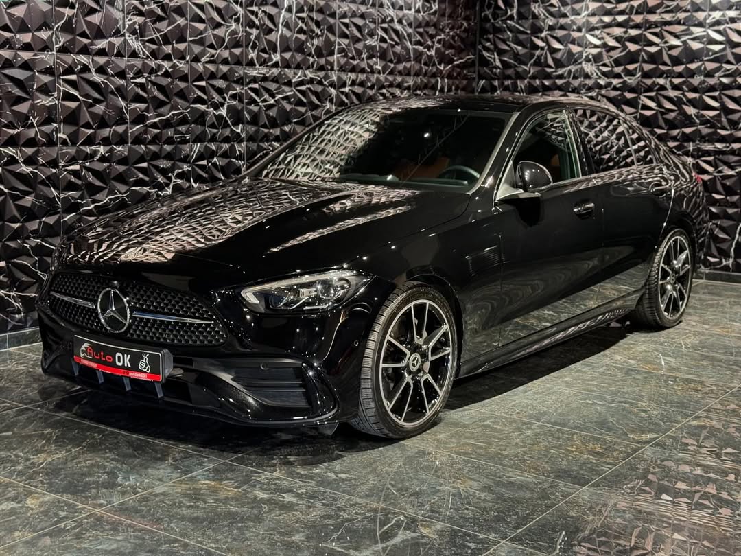 ✅M-B C 220 ///AMG line ✅viti 12/2023 4 vite GARANCI ✅🇩🇪ardhur nga GJERMANIA🇩🇪 ✅kambio automatike.PANORAMA ✅20mij km vetem sherbimi par ✅esht ber tek Benzi kamera360% ✅xhama te zi orgjinal keyless GO ✅kroskti me qepje bicolor ✅sendile me lekure biColor ✅sendile me ngrohje Disqe 19inxh ✅fener full led intelligent light ✅interior LED. multicolor ✅rimeso carbon NAVIGATOR ✅WIFi usb x2 bluetooth ✅ ✅cmimi 56000€ ✅nr cel 0693703020