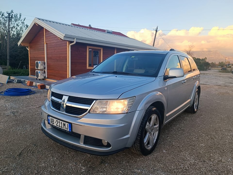 ✔️Dodge
✔️2009
✔️220 000 Km
✔️2.0 Nafte
✔️Kambio Automatike
✔️Me Letra të Paguara
✔️Çmimi 3300 Euro
✔️Tel 0674731569