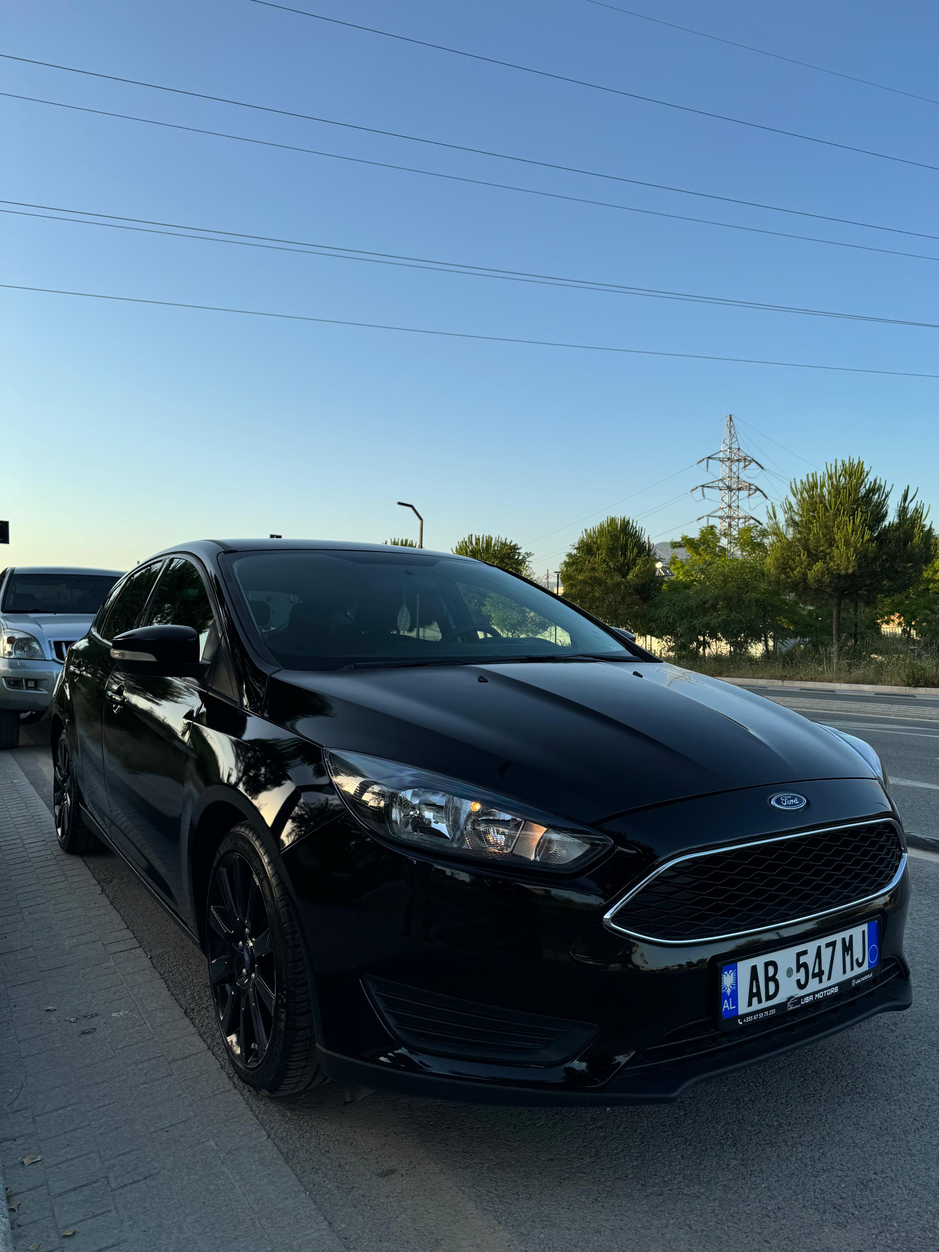 Ford Shitet Ford Focus, viti 2017.
Motor 2000 Benzine, (behet me ipiant gazi 100% gaz).
Taksa dhe siguracion te pagiara deri ne janar 2027.
Kolaudim i kryer ne janar 2026 i vlefshem deri ne janar 2028, te gjitha sherbimet e kryera ne janar 2026.
Çmimi 600.000 leke
Cel: 0693243638