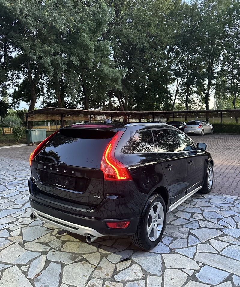 Volvo VOLVO XC60 2.4 NAFTE R DESING AWD VITI 2013
ME 197.000 KM NE SUPER GJENDJE
FULL OPSION DRITA FULL LED PILOT AUTOMAT SENSORE SENDILE ME NXEMJE MEMORJE MAKINA TANI KA ARDHUR NGA SWICRA ME SHERBIME TE BERA GOMA TE REJA DOGANE TE PAGUAR
Tel 0699418777