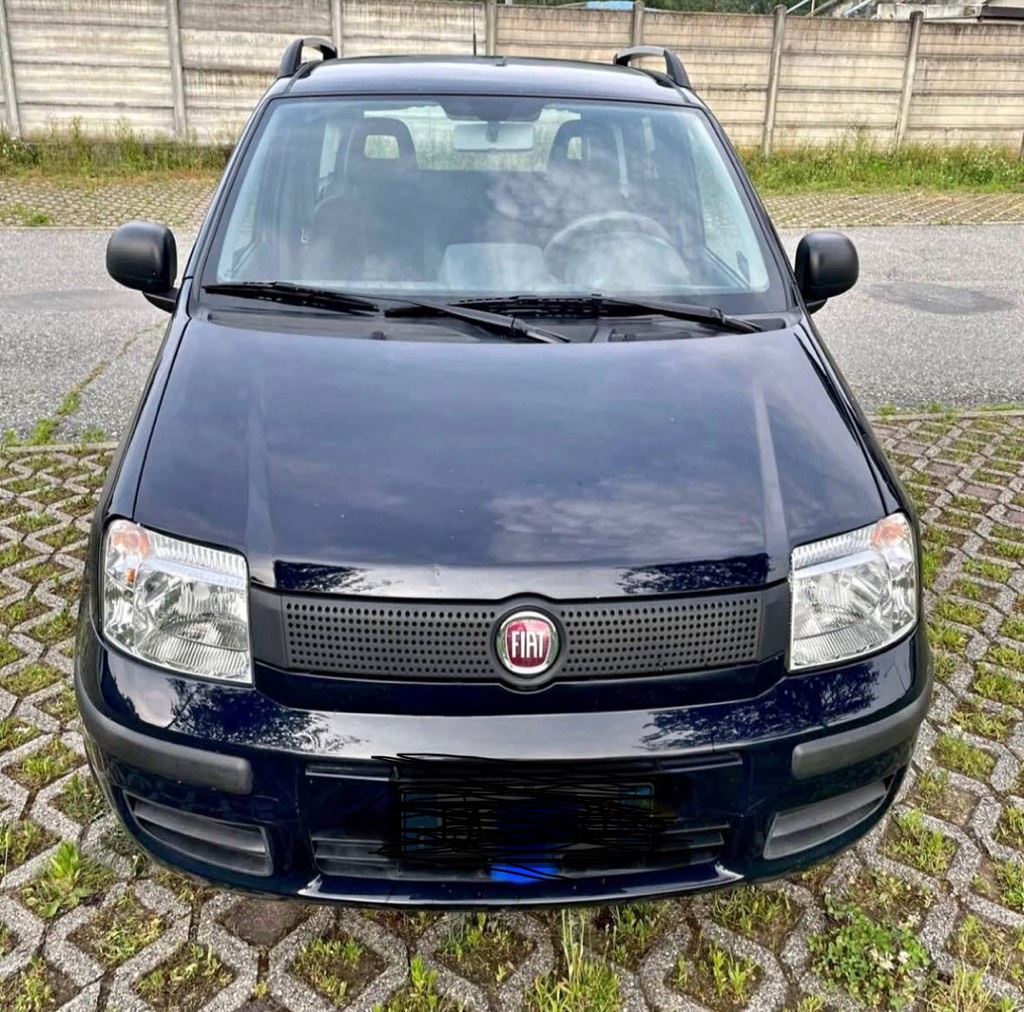 Fiat Fiat panda 1.2 benzin viti 2012 esht e ardhun nag italia me letra te bome per 1 vit esht ne gjendje shum te mir