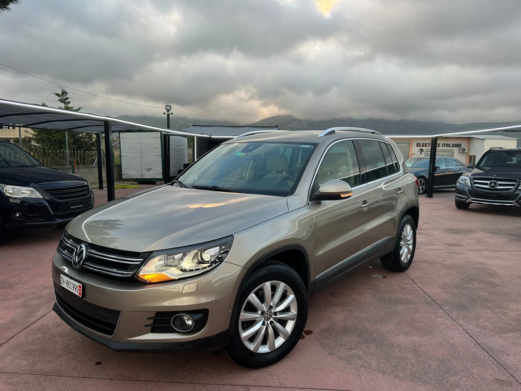 🇨🇭Wv tiguan 
🇨🇭2.0 Automat DSG
🇨🇭Higlines 4Mation
🇨🇭Importuar NGA Zvicra 
🇨🇭Dogan te paguar
🇨🇭Viti prodhimit 2011
🇨🇭Disponon 4 qelsa
🇨🇭190 mi km qertifikuara garanci
🇨🇭Kid fazet sapo kryar
🇨🇭bi ksenon full led
🇨🇭Sensor parkimit
🇨🇭sendile me komando elektrike
🇨🇭Sendile me ngrohje
🇨🇭Pasqyra palosje elektrike
🇨🇭Sistem alarm 
🇨🇭Auto holld
🇨🇭Eko trafik
🇨🇭Sistem vetparkim
🇨🇭Klima bizona
🇨🇭Blututh aux
🇨🇭Pilot automatik 
🇨🇭Super super gjendje 
🇨🇭per me teper na kontaktoni ne📞...0694470000