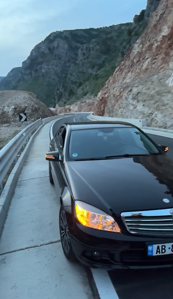 Mercedez-Benz w204
Viti 2008 
