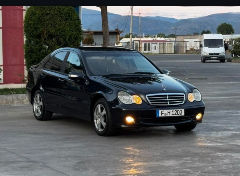 Mercedes-Benz MERCEDES BENZ C/CLASS
Motorr (
9180 kompressor benzin
Viti 2005
Kamjo manuale
E sapo ardhur nga Germania
Me te gjitha sherbimet e sapo bera vaj filtra ferrota bateri amortizator 4 goma te sapo vena 90% te reja
Me dogan te paguar gati per targa
Makian ndollet ne Shkoder Cmimi 3miljon e 600 mij lek
Tel 0688294087