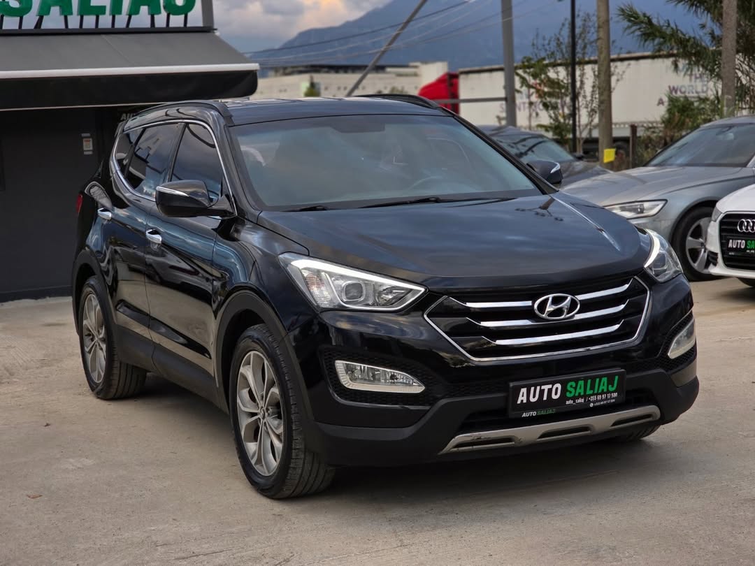 Ne shitje⤵️
● Hyundai Santa Fe - 2.0Nafte/2013●
▪︎ Motor 2.0 Nafte eVGT
▪︎ Kambio automatike
▪︎ Viti 2013
▪︎ 170,000km te çertifikuara (Me Garanci) ✔️
▪︎ Sendile 4+1 ose 6+1 vende e regjistroni si te doni
▪︎ Sallon i Zi Lekure
▪︎ Sendilet Elektrike, Ngrohje + Ftohje para dhe ngrohje mbrapa
▪︎ Ekran i Madh multifunksional me touch
▪︎ Navigator / Kompjuter Bordi
▪︎ Celes inteligjent hapet mbyllet me shenje gishti
▪︎ Ndezje me Buton Start/Stop
▪︎ Sensor Parkimi para/mbrapa
▪︎ Timon me ngrohje dhe multifunksional (normal/comfort/sport)
▪︎ Sistem muzike ACTUNE
▪︎ Komanda ne Timon / Limitor Shpejtesie
▪︎ Sensor shiu / Sensor dritash
▪︎ Radio/CD/Aux/Bluetooth/USB
▪︎ Pasqyrat Elektrike + Palosje
▪︎ Klima me 2 Zona
▪︎ Xhama te Zi / Disqe alumini
▪︎ Gomat 100% te reja ✔️
● Me dogan te paguar gati per targa..
❗️Makina eshte ne gjendje perfekte nga ana motorrike dhe xhenerike, mund ta kontrolloni te mekaniku juaj me i besuar !
Me te drejt kontrolli te Hyundai Albania
💲Cmimi: 10.500€ i diskutueshem !
↪️ Cel: 069 97 17 500
