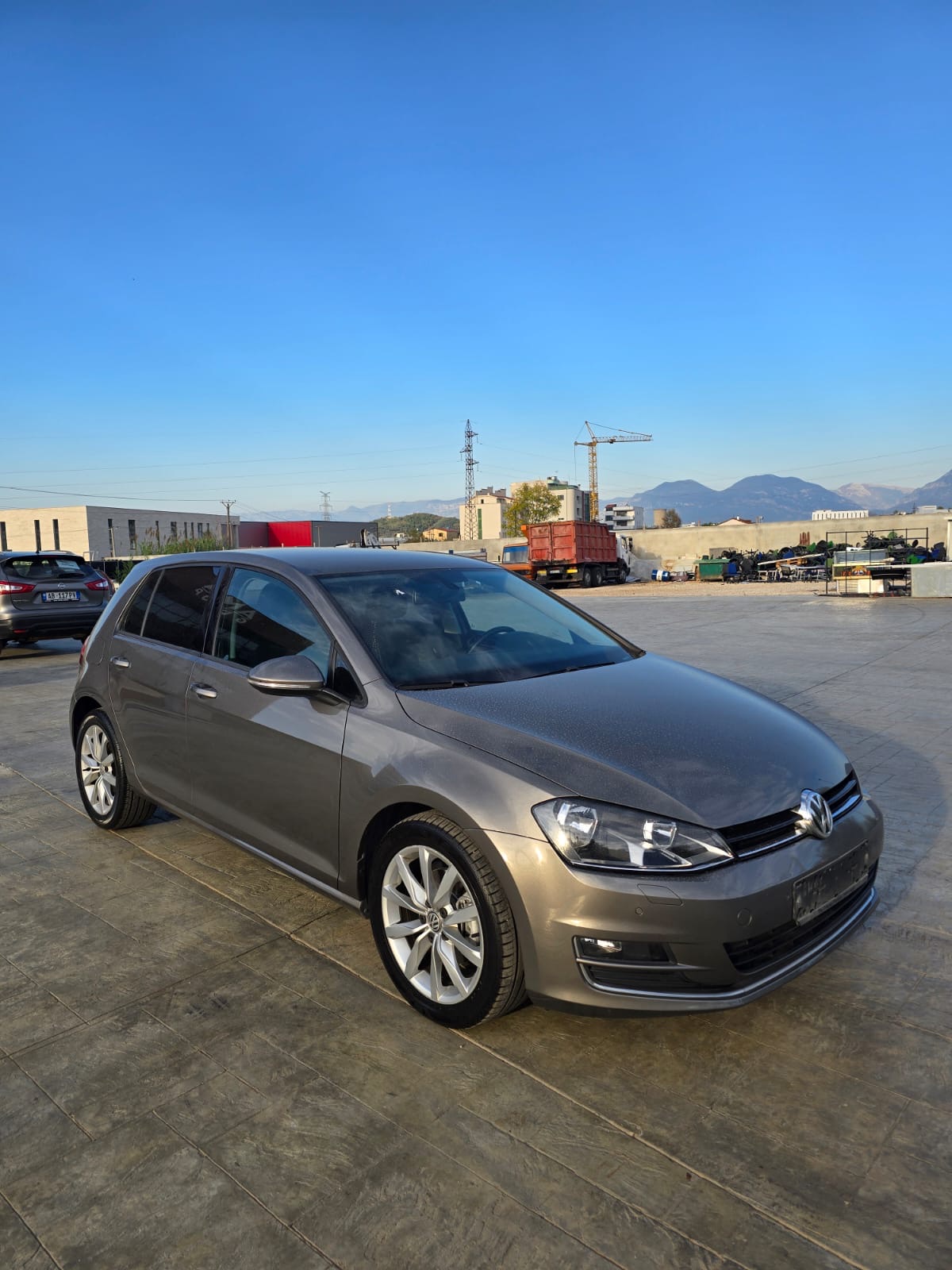 2013
Automat
150,000 km origjinale 
1.6 Nafte 
0683785589 
