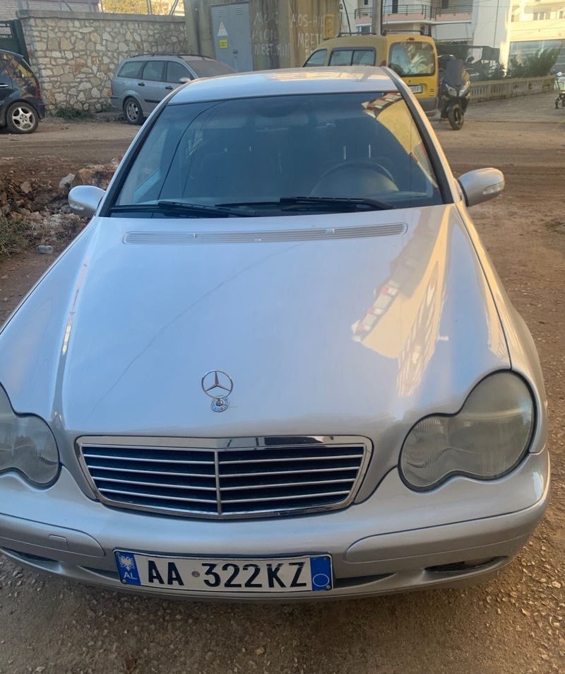Shitet:per mos perdorimi
NR:00696851167
